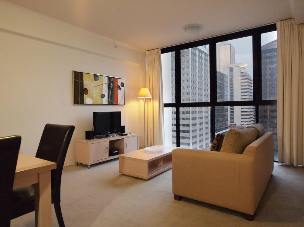 Oaks Brisbane River City Suites Room photo